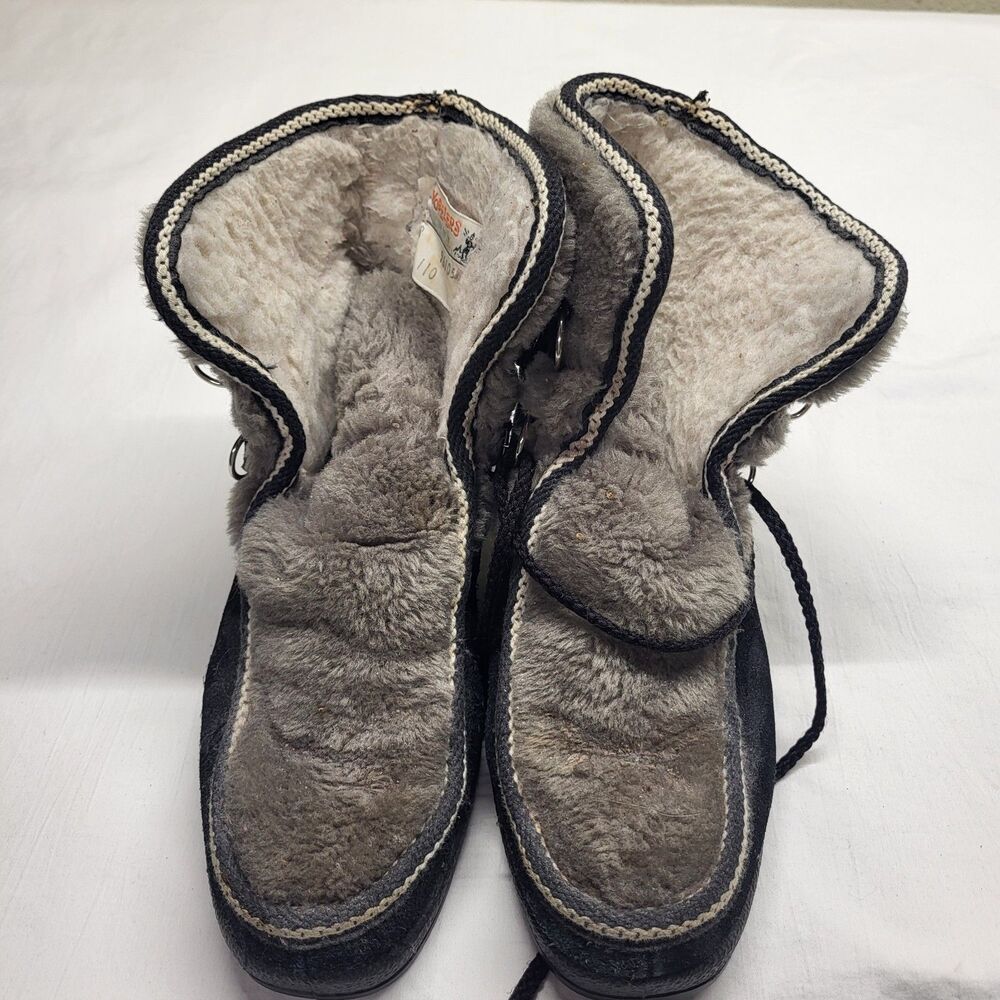 Vintage Yodelers Winter Boots  Faux Fur Suede Lace-Up Moccasin Boots Size 8